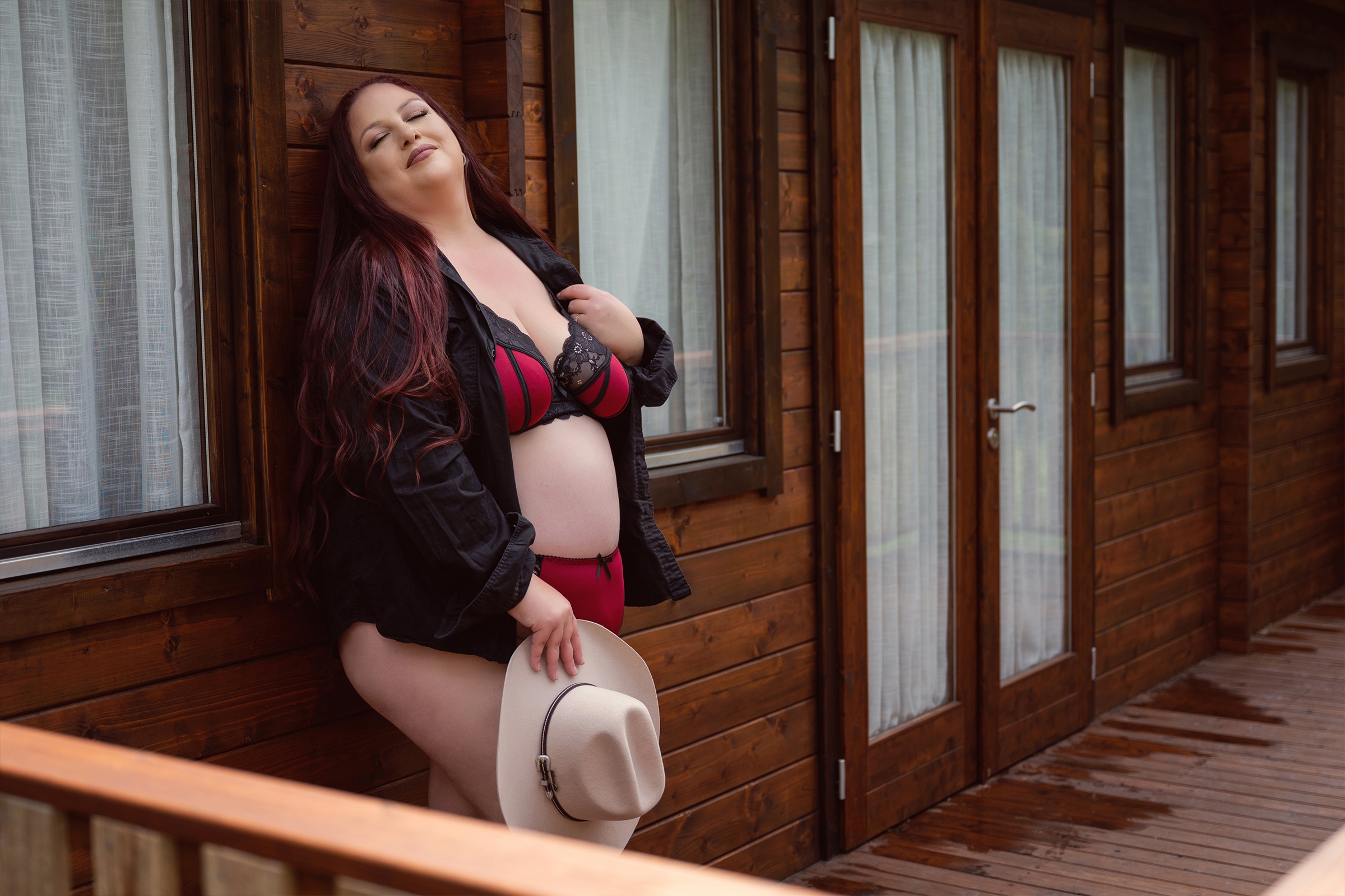 Rustic outdoor boudoir portrait