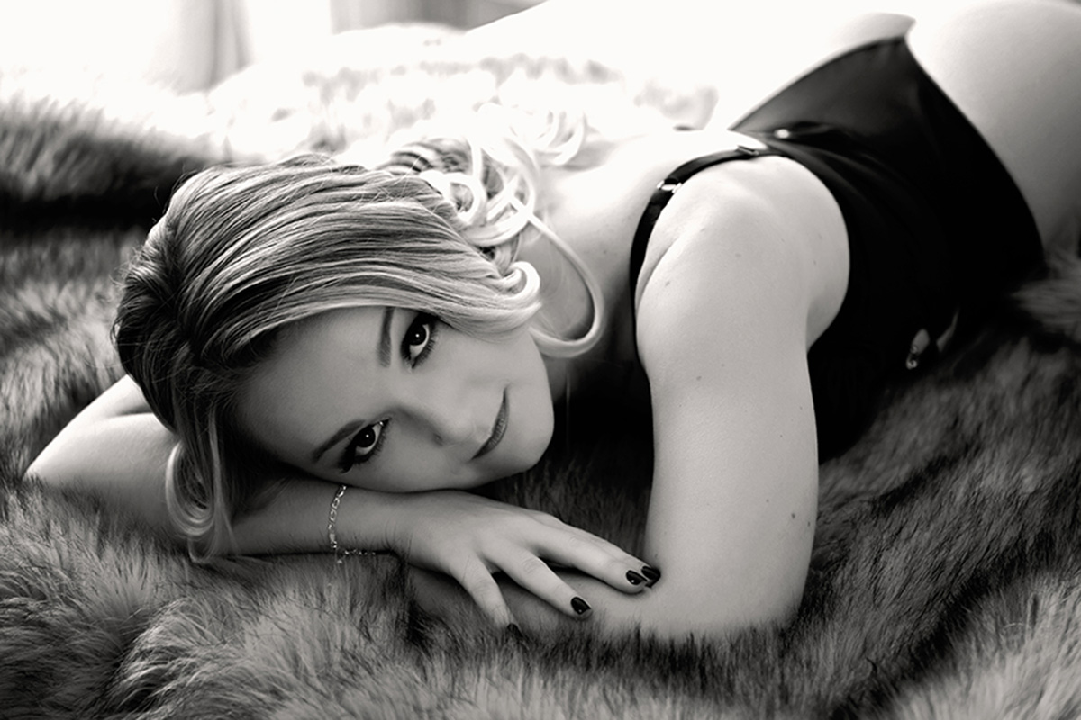 Brisbane's award-winning luxury boudoir photography experience